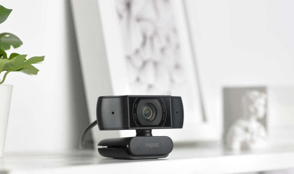 Webcam tích hợp micro Rapoo XW170 là sản phẩm hỗ trợ ghi hình chất lượng cao với trường nhìn rộng. Cùng với đó, sản phẩm webcam này còn được trang bị micro khử tiếng ồn thông minh.