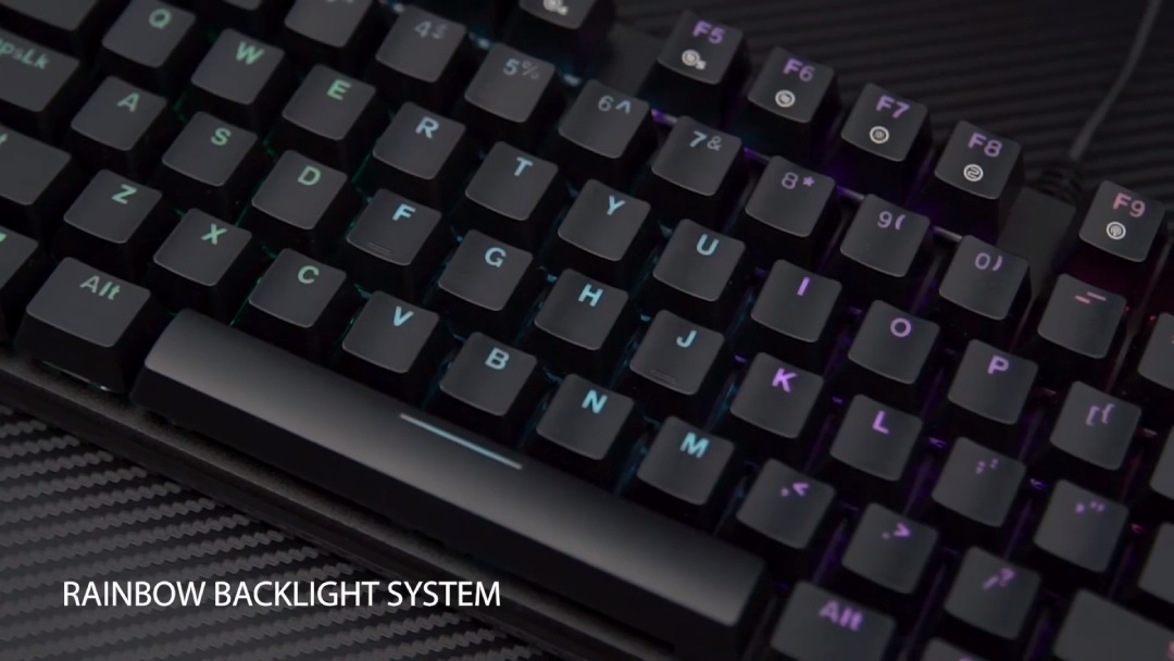DAREU EK810 - Black (Multi-LED) có sự nâng cấp rất đáng giá, đó là hệ thống Stab cho các phím dài đã được làm kiểu Cherry với hai switch phụ. Kiểu Stab này vẫn đảm chất lượng phím gõ 